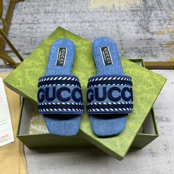 Gucci Slide Sandals - Picture 1 of 5